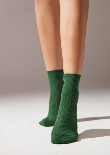 Women 9986 Agate Green Ribbed Short Socks Short Socks Practical Calzedonia
