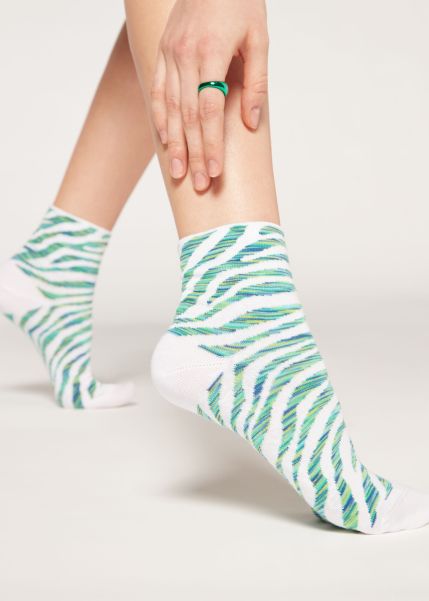 Women Animal Patterned Short Socks Budget-Friendly Short Socks 9644 Green Zebra Calzedonia
